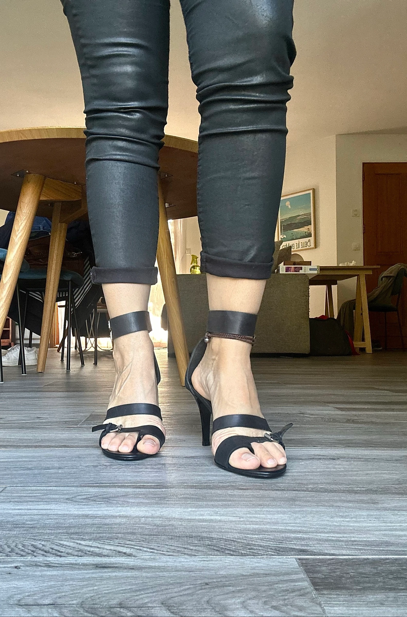 Sandales à talons en cuir noir Pointure 40 Maje  – photo 7